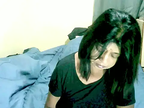 Snapshot of IndianPleasures21 chatting on 04/26/26, 04:54 IndianPleasures21 online show from 04/26/26, 04:54