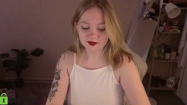 Snapshot of Margo_Ring chatting on 04/09/26, 09:04 Margo Ring online show from 04/09/26, 09:04