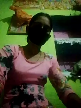 Snapshot of wifedesi7050 chatting on 03/31/26, 03:56 wifedesi7050 online show from 03/31/26, 03:56