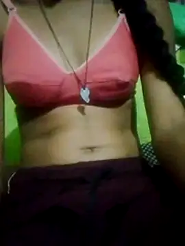 Snapshot of wifedesi7050 chatting on 04/22/26, 06:42 wifedesi7050 online show from 04/22/26, 06:42