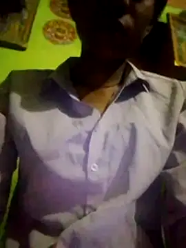 Snapshot of wifedesi7050 chatting on 06/11/26, 04:38 wifedesi7050 online show from 06/11/26, 04:38