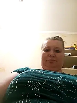 Snapshot of KiraStanton chatting on 03/18/26, 07:39 KiraStanton online show from 03/18/26, 07:39