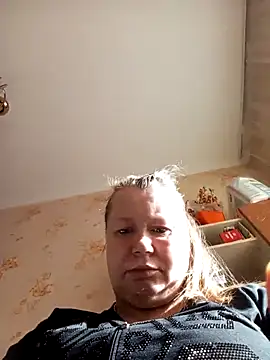 Snapshot of KiraStanton chatting on 04/22/26, 02:51 KiraStanton online show from 04/22/26, 02:51