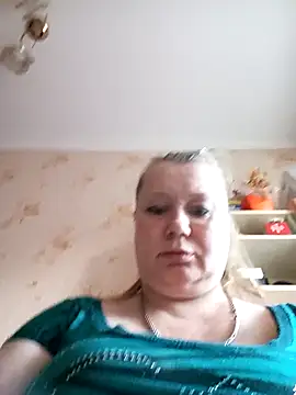 Snapshot of KiraStanton chatting on 04/23/26, 04:42 KiraStanton online show from 04/23/26, 04:42