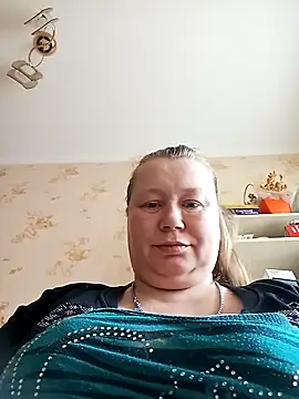 Snapshot of KiraStanton chatting on 05/12/26, 12:13 KiraStanton online show from 05/12/26, 12:13