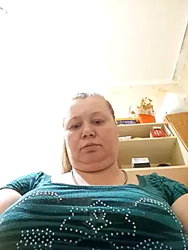 Snapshot of KiraStanton chatting on 05/13/26, 09:22 KiraStanton online show from 05/13/26, 09:22