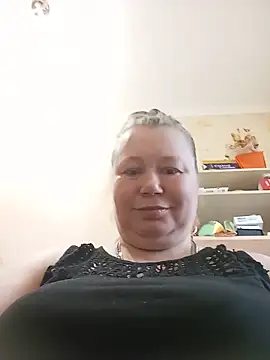 Snapshot of KiraStanton chatting on 05/27/26, 04:15 KiraStanton online show from 05/27/26, 04:15