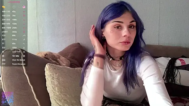 Snapshot of Emmibrilson chatting on 06/06/26, 12:54 Emmibrilson online show from 06/06/26, 12:54