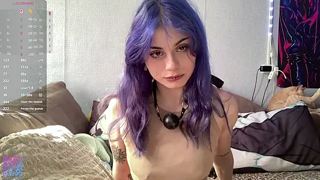 Snapshot of Emmibrilson chatting on 06/12/26, 12:48 Emmibrilson online show from 06/12/26, 12:48