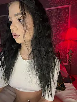 Snapshot of Olivia_Noor chatting on 04/10/26, 03:17 Olivia Noor online show from 04/10/26, 03:17
