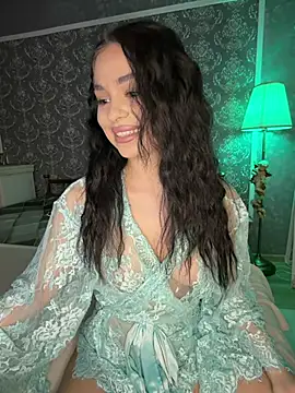 Snapshot of Olivia_Noor chatting on 04/11/26, 05:39 Olivia Noor online show from 04/11/26, 05:39
