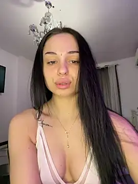 Snapshot of Olivia_Noor chatting on 04/29/26, 03:16 Olivia Noor online show from 04/29/26, 03:16