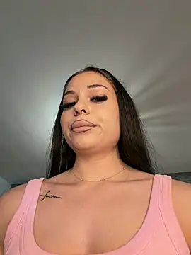 Olivia Noor online show from 07/25/26, 04:15