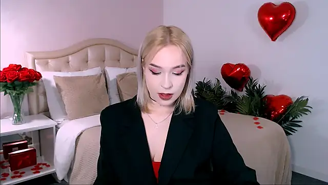 Snapshot of serene_land chatting on 03/20/26, 11:04 serene land online show from 03/20/26, 11:04
