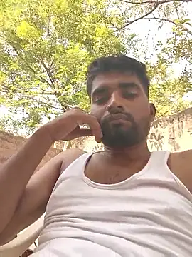 Snapshot of Fantasy_King_3939 chatting on 05/17/26, 09:49 Fantasy King 3939 online show from 05/17/26, 09:49