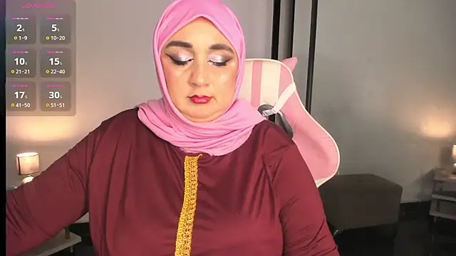 Snapshot of HijabiMilff chatting on 06/04/26, 01:50 HijabiMilff online show from 06/04/26, 01:50