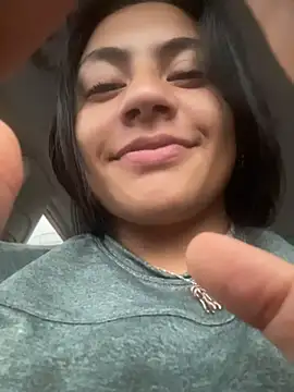 Snapshot of celeste_z chatting on 04/26/26, 10:51 celeste z online show from 04/26/26, 10:51