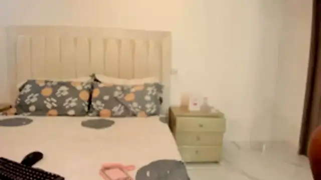 Snapshot of Scarlet_luna1 chatting on 03/19/26, 11:53 Scarlet luna1 online show from 03/19/26, 11:53