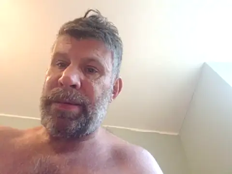 stud2512 online show from 05/18/26, 05:41