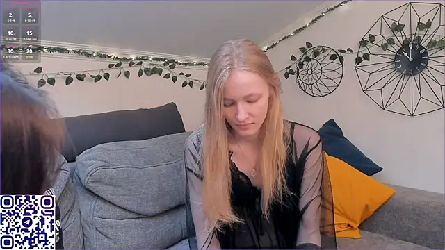 Snapshot of EliteEross chatting on 04/11/26, 02:10 EliteEross online show from 04/11/26, 02:10