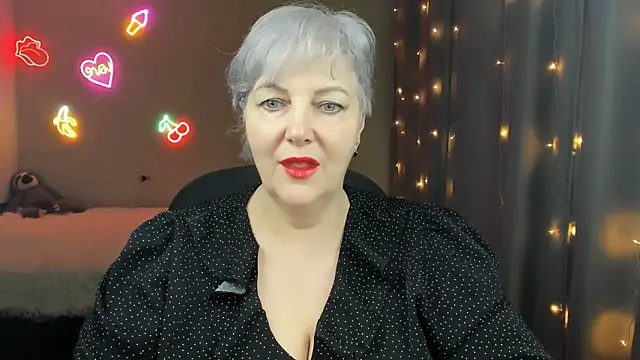 Mary-Leee online show from 03/07/26, 05:04
