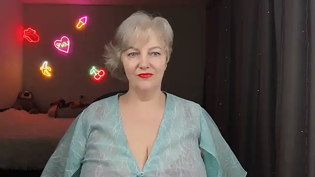 Mary-Leee online show from 04/15/26, 06:20