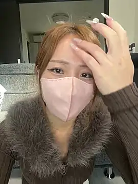 Snapshot of _RAN_ch chatting on 05/17/26, 10:50 RAN ch online show from 05/17/26, 10:50