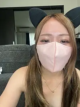 Snapshot of _RAN_ch chatting on 06/10/26, 10:08 RAN ch online show from 06/10/26, 10:08
