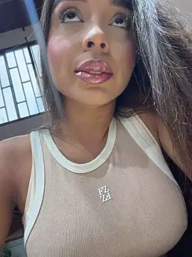 AnnyVega   online show from 07/01/26, 09:14