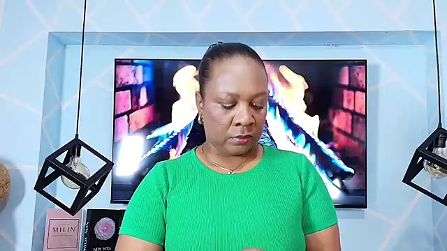 Snapshot of sharon_noa chatting on 05/14/26, 02:13 sharon noa online show from 05/14/26, 02:13