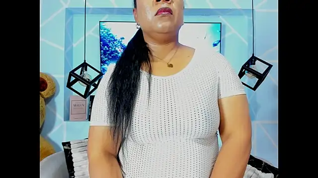 Snapshot of sharon_noa chatting on 06/04/26, 02:12 sharon noa online show from 06/04/26, 02:12