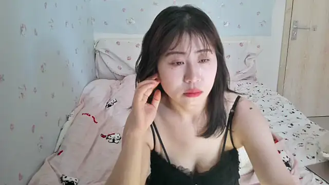 Snapshot of lilabeauty chatting on 03/06/26, 06:10 lilabeauty online show from 03/06/26, 06:10