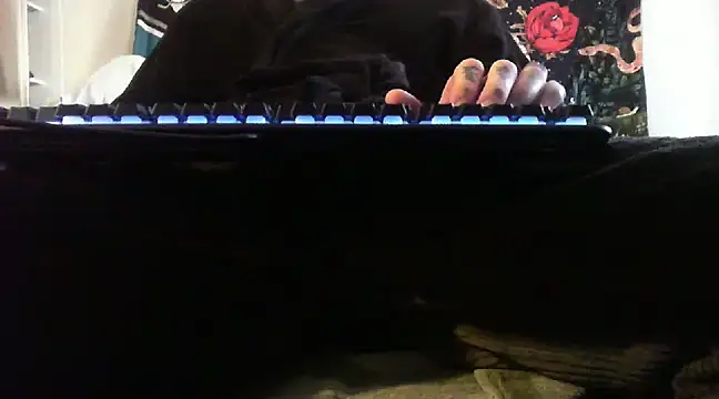 Retrofkcer85 online show from 02/10/25, 08:53