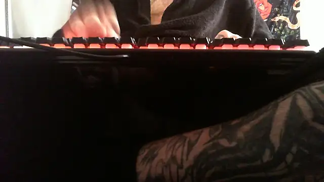 Retrofkcer85 online show from 02/15/25, 11:28