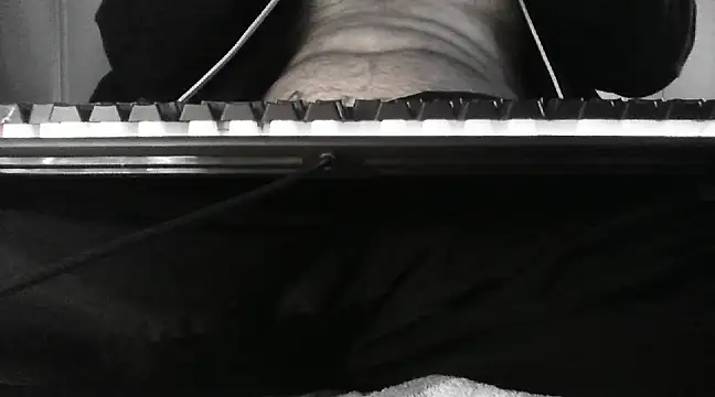 Retrofkcer85 online show from 02/23/25, 10:39
