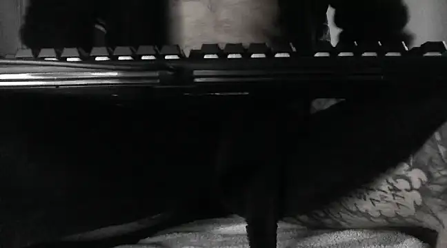 Retrofkcer85 online show from 02/25/25, 01:39