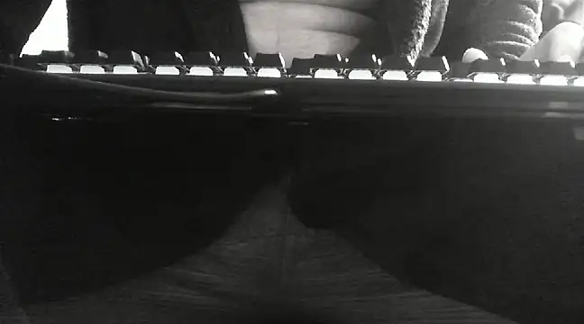 Retrofkcer85 online show from 03/12/25, 02:12