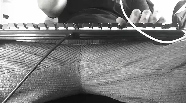 Retrofkcer85 online show from 03/19/25, 09:49