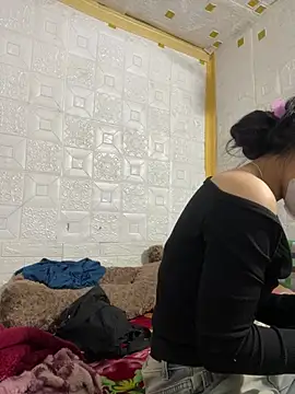 Snapshot of Rio-cute chatting on 04/17/26, 01:30 Rio-cute online show from 04/17/26, 01:30