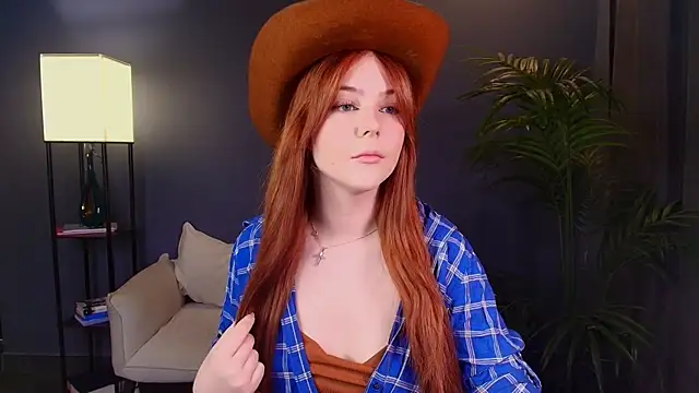 Elle Funning online show from 05/14/26, 03:24