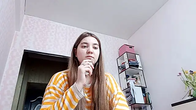 Snapshot of JanineThielman chatting on 03/15/26, 07:25 JanineThielman online show from 03/15/26, 07:25