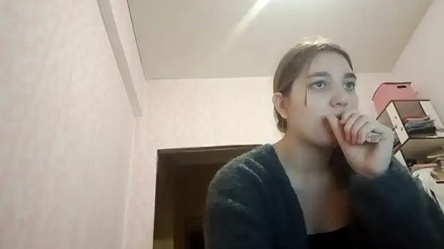 Snapshot of JanineThielman chatting on 03/16/26, 12:42 JanineThielman online show from 03/16/26, 12:42