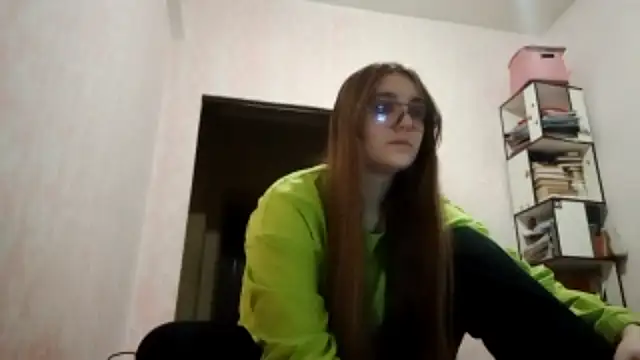 Snapshot of JanineThielman chatting on 04/03/26, 12:58 JanineThielman online show from 04/03/26, 12:58