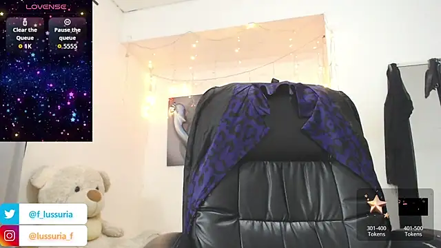 Snapshot of FranchescaSexy1 chatting on 09/30/25, 10:59 FranchescaSexy1 online show from 09/30/25, 10:59