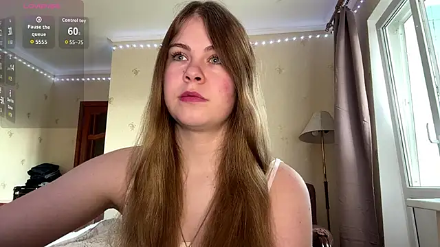 Snapshot of Amy_Maev chatting on 04/16/26, 11:11 Amy Maev online show from 04/16/26, 11:11