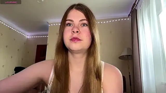 Snapshot of Amy_Maev chatting on 04/21/26, 10:10 Amy Maev online show from 04/21/26, 10:10