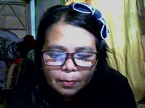 Snapshot of Flowerblossom123 chatting on 03/09/26, 02:15 Flowerblossom123 online show from 03/09/26, 02:15