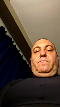 Snapshot of sissy2727 chatting on 03/19/26, 05:55 sissy2727 online show from 03/19/26, 05:55