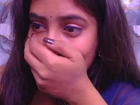 Snapshot of Aayesha-queen chatting on 04/23/26, 12:29 Aayesha-queen online show from 04/23/26, 12:29