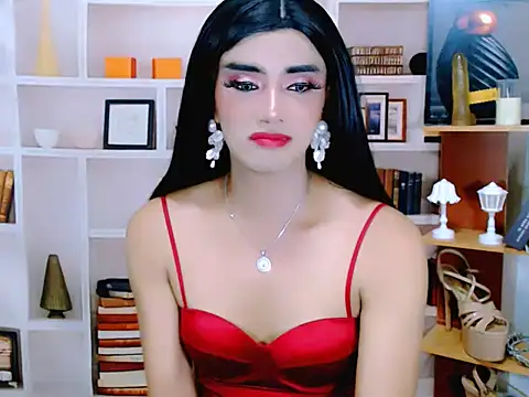 Snapshot of Queeny_Cassandra chatting on 05/13/26, 06:22 Queeny Cassandra online show from 05/13/26, 06:22